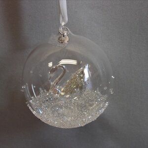 Swarovski Crystal 2020 Annual Edition Christmas Ball Ornament Large